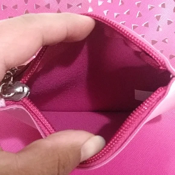 Bath & Body Works VIP Hot Pink Cutlet Tote Bag With Shine On Coin Pouch *NWT* - Picture 9 of 12